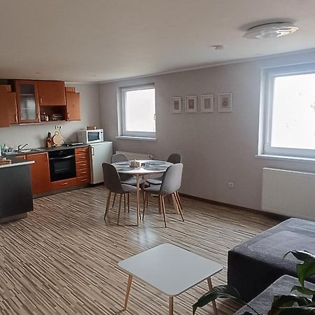 Apartman S Vyhladom Na Bojnicky Zamok Bojnice Exterior foto
